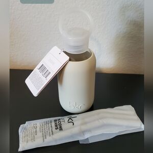 FINAL MARKDOWN - NWT bkr Teeny Dove With Straw Set